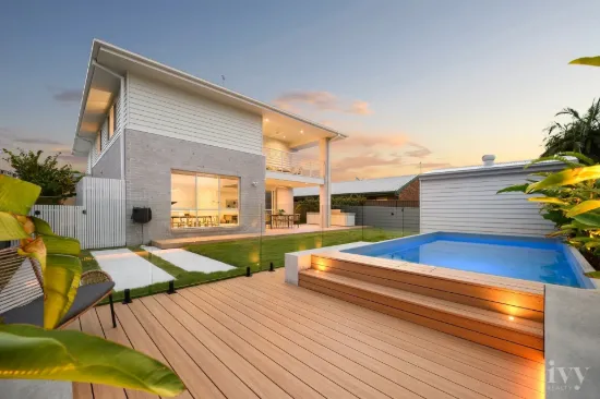 Near-New Home Walking Distance to the Broadwater!