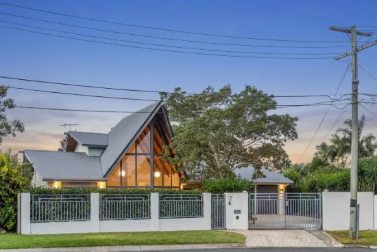 Architecturally Designed Steel-Framed Home in a Coveted Elevated Cul-de-Sac