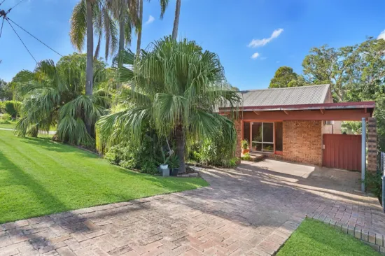 The Multi-Generational Masterpiece: 5 Bedrooms + Growth Potential