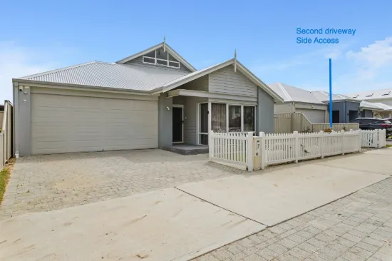 Coastal Elegance with Sounds of the Ocean