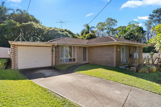 Family Comfort with a Large Backyard in a Quiet Cul-de-Sac