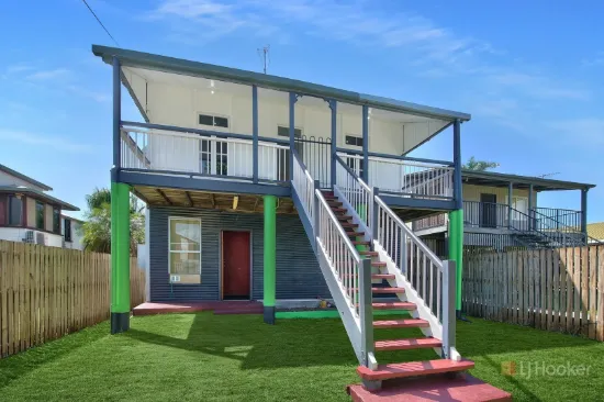 Charming inner-city 2-story workers' cottage with serious flexibility and outstanding 'Earning Potential'.