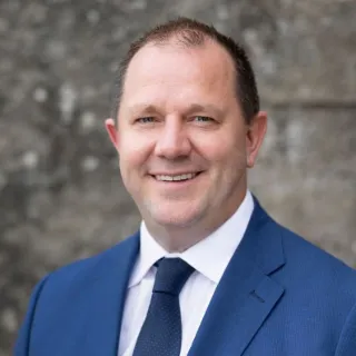 Stewart Gordon - Real Estate Agent