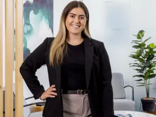 Natalie Micevic - Real Estate Agent