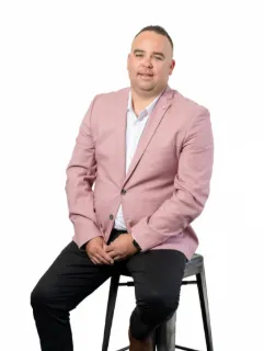 Tim McLoughlin - Real Estate Agent