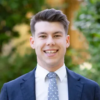 Logan Knight - Real Estate Agent