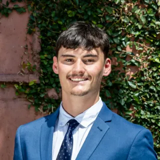 Kayden Thomas - Real Estate Agent