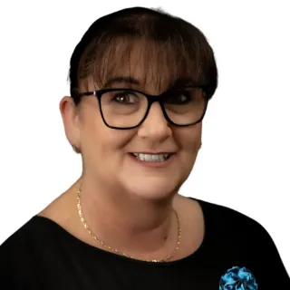 Stephanie Collins - Real Estate Agent