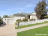 CONVENIENT WEST BATHURST LIVING