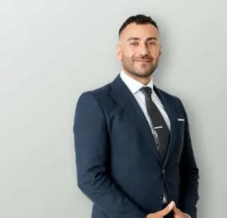 Huseyin Ozsehitoglu - Real Estate Agent