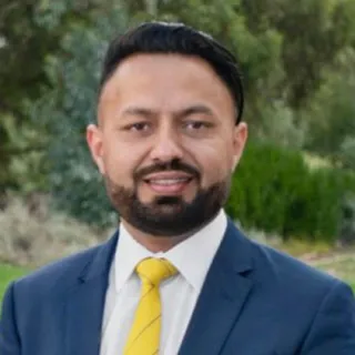 Romy Sidhu - Real Estate Agent