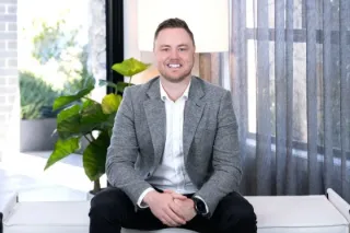 Chris Philp - Real Estate Agent