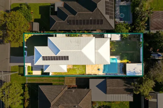 YOUR PRIVATE CLONTARF OASIS – POOL, SPACE & COASTAL LIVING