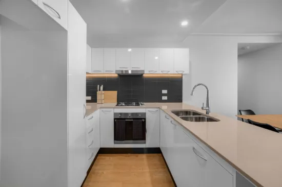 Eton Apartments