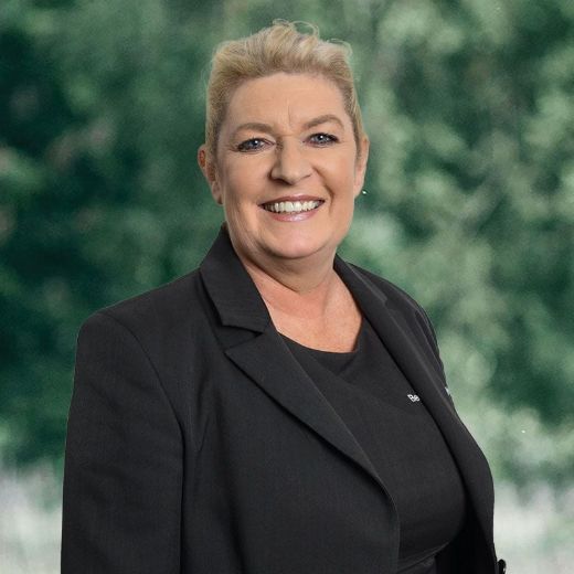 Natalie Dharmaratne - Real Estate Agent at Bendigo Ballarat Real Estate - BENDIGO