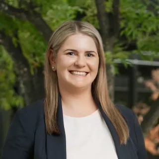 Jade Rudloff - Real Estate Agent