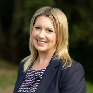Lauren  Hatcher - Real Estate Agent