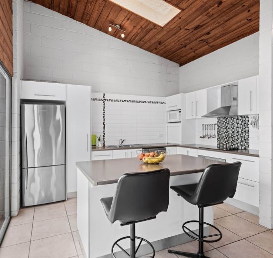 Kaide Real Estate -  RLA285210 - Real Estate Agency