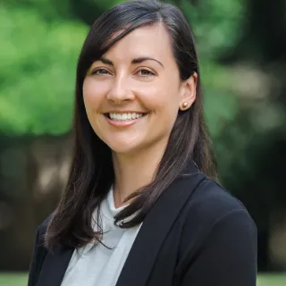 Alisha Broadstock - Real Estate Agent