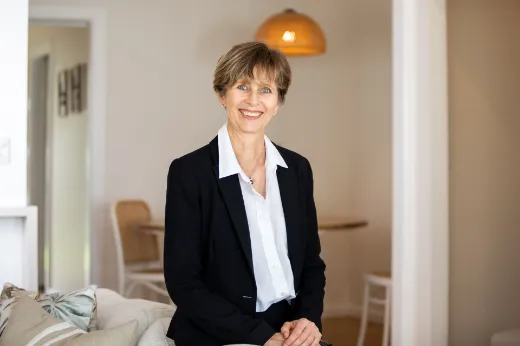 Helen Hughes - Real Estate Agent at STONE Real Estate Ettalong Beach - Ettalong Beach 