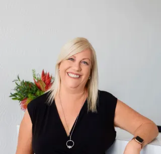 Theresa Day - Real Estate Agent