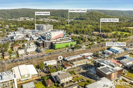 Modern Convenience in the Heart of Gosford