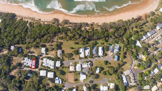 LUXURY DIRECT BEACH ACCESS $799k