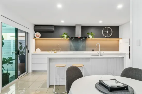 Spacious, Standalone Townhouse in Prime Coolangatta Location