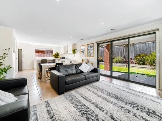 MULTI-PURPOSE LIVING IN CLOSE PROXIMITY TO DAILY AMENITIES - PRE-CHRISTMAS SETTLEMENT AVAILABLE!