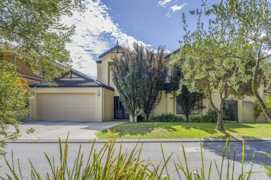 Family Home in a Tightly Held Pocket
