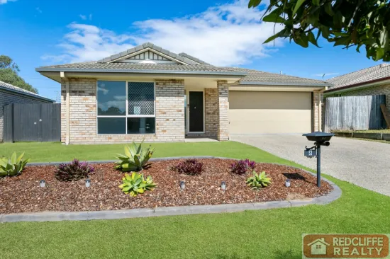 Spacious Lowset Family Living in a Quiet Rothwell Location