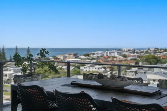 Sky-High Luxury with Panoramic Bay to Island Views