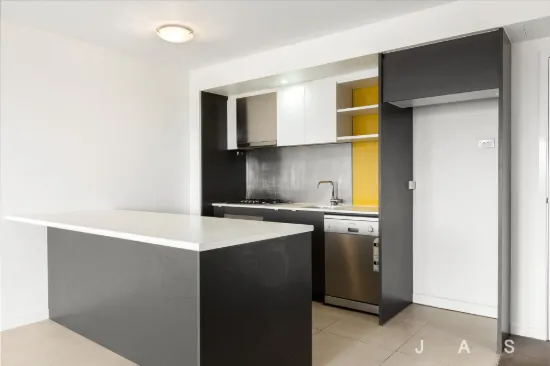Spacious City-Fringe Sanctuary, Stunning City Views