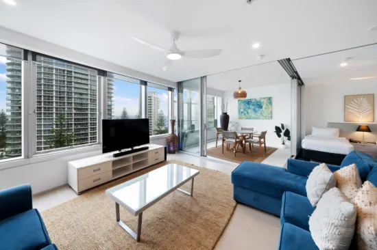 North East Facing Apartment in the Iconic Q1