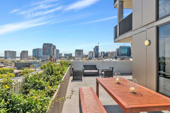 Professionals Adelaide City - RLA 302284 - Real Estate Agency