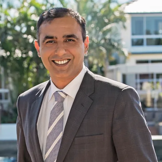 Rana Iqbal - Real Estate Agent at Ray White Runaway Bay Sovereign Island Paradise Point Pacific Pines Arundel