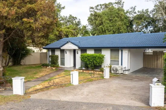 VERSATILE LIVING OPPORTUNITY IN THE HEART OF ANNA BAY