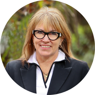 Paula Pender - Real Estate Agent