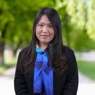 Agnes Sabrina - Real Estate Agent