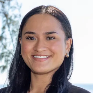 Ariana Ratana - Real Estate Agent