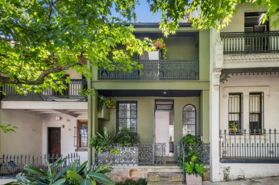4.6m Wide City View Home of Style, Amenity & Brilliant Light