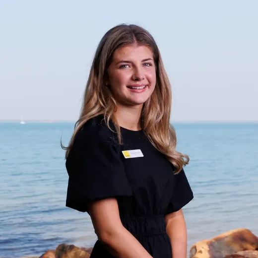 Georgia Muller - Real Estate Agent at Ray White Bayside - FANNIE BAY