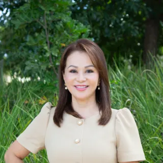 Mai Dang - Real Estate Agent