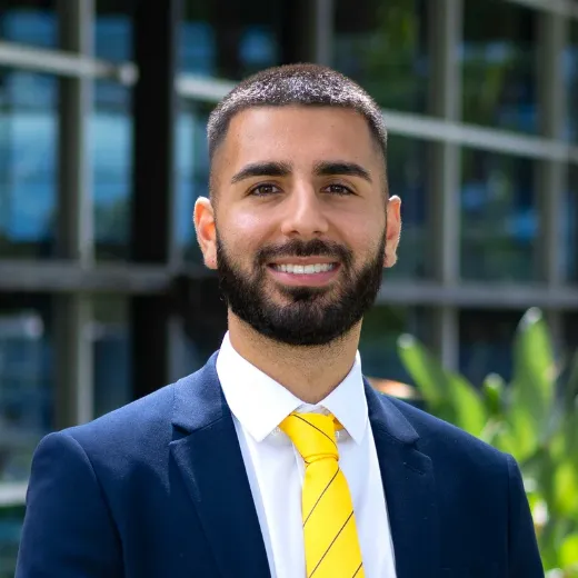 Gabriel Moradian - Real Estate Agent at Ray White Carnes Hill - HOXTON PARK