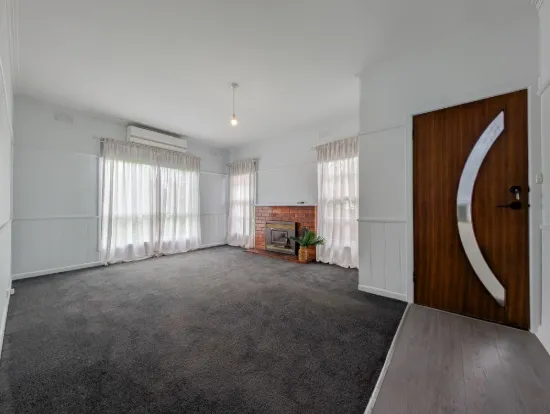 Sturdy 3-Bedroom Weatherboard Home in Prime Location