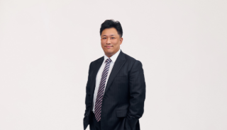 Eddie Zhao - Real Estate Agent