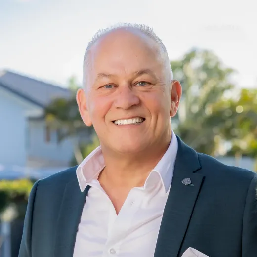 Chris Ryan - Real Estate Agent at Ray White Shore Group