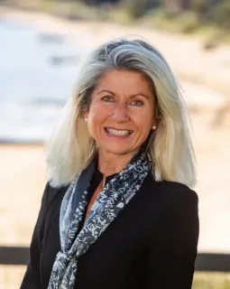 Yvette Tancheff - Real Estate Agent