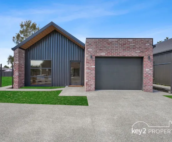 Brand New 3 Bedroom 2 Bathoom Villas.