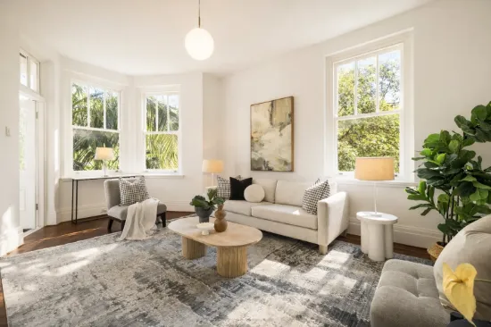 Bay-Side Prestige in "Park Lane Mansions"